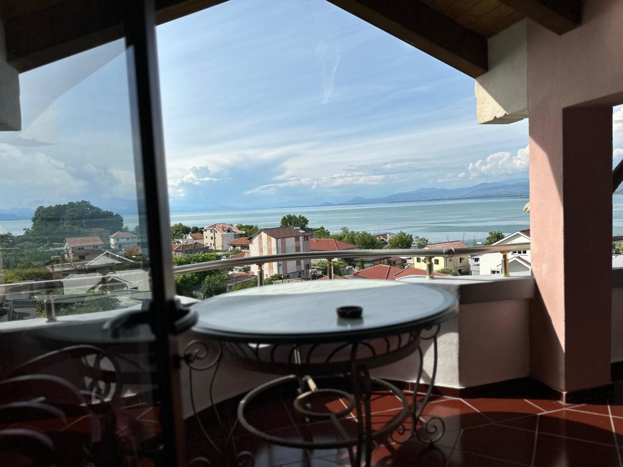Casadolcecasa Otel Shkodër Dış mekan fotoğraf