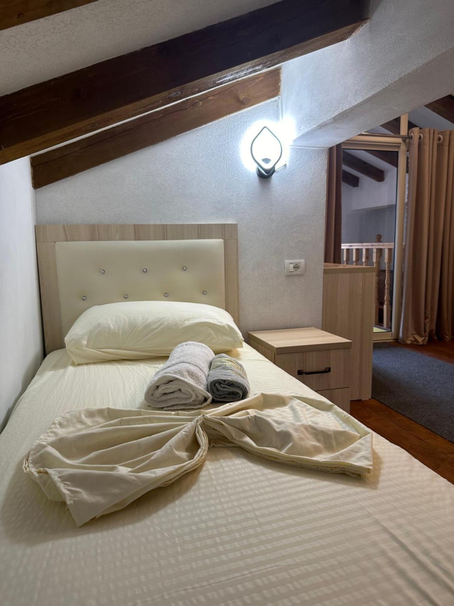 Casadolcecasa Otel Shkodër Dış mekan fotoğraf